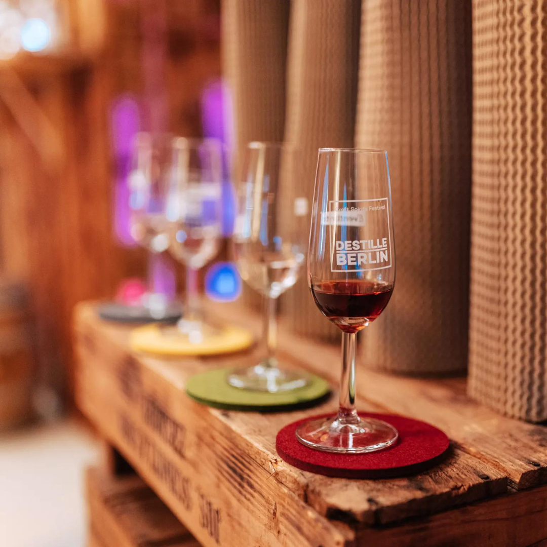 GIN TASTING MIT EIGENER GIN HERSTELLUNG 2027: 150min